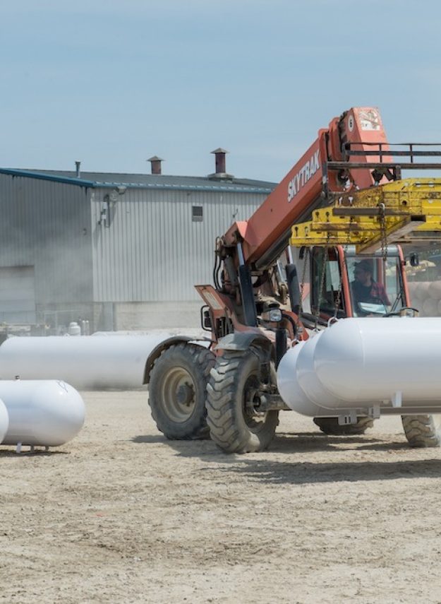 Quality Steel truck with tanks